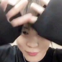 하윤 🤍 (@_mochimochi13) 's Twitter Profile