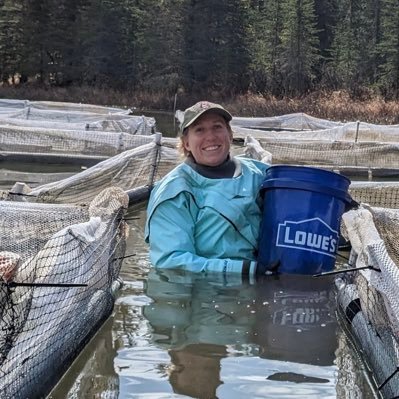 B.S. Bio @UofNorthFlorida🎓PhD student @UWiBio @evolempiricist lab🌊adaptation, plasticity, & epigenetics in stickleback🐟 @NSF GRFP Honorable Mention🧬 she/her