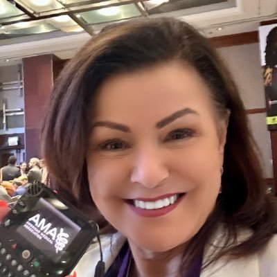 DrNitaShumaker's profile picture. 