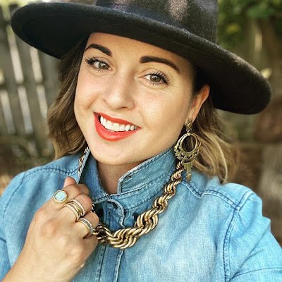 KeliMcDerm1076's profile picture. 