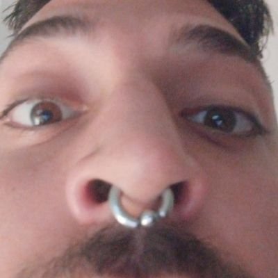 Xainamo8's profile picture. El polvillo que te queda siempre entre escoba y recogedor. Pues parecido