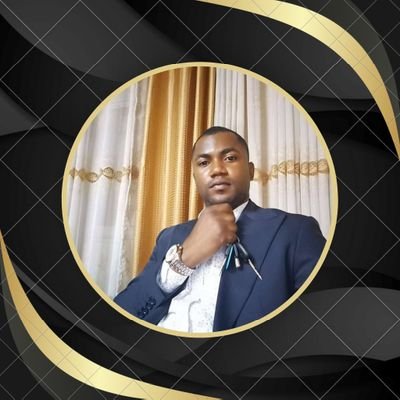 je suis un jeune entrepreneur camerounais dynamique, motivé et ambitieux qui pense que les cryptomonnais sont venus aider les pauvres à quitter leur situation.