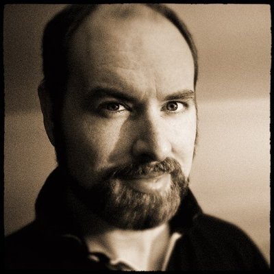 Screenwriter, Technical Program Management agilista, and pursuer of Kahlua-based cakes! :-) Coherent... mostly. https://t.co/EwT90el7bX