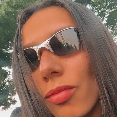 𝔸ℂ𝕆𝕄ℙ𝔸ℕℍ𝔸 🙇🏻‍♀️ 🏳️‍🌈