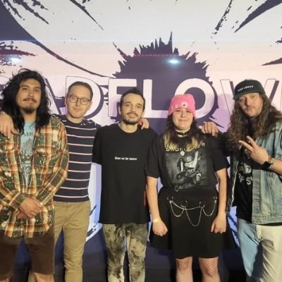 Twitch Affiliate 💕  Concert Goer. 💕 badflower has my heart ❤️ 09/30/22. 😇🥰 Des Rocs. DPS.