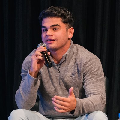 leonardobork_'s profile picture. tweets are self notes.

founder https://t.co/xd932n6Z3q | entrepreneur - builder