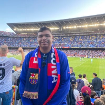 Tottenham Hotspur and FC Barcelona supporter