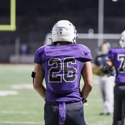 -c/o 2024 -RB/LB -5’11 210 lbs -3.6 GPA -📍Portola High School, Irvine, CA -#26