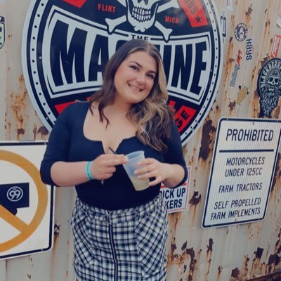 Robert Pattinson lover | Tangerine enthusiast | unstable but sustainable