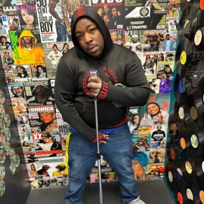 father of 5 , hard worker , musician , comedian Sagittarius ♐️ tik toc professional follow me on SoundCloud Y.F.B. D-T$rain. YouTube page is Y.S.A.T Gang .