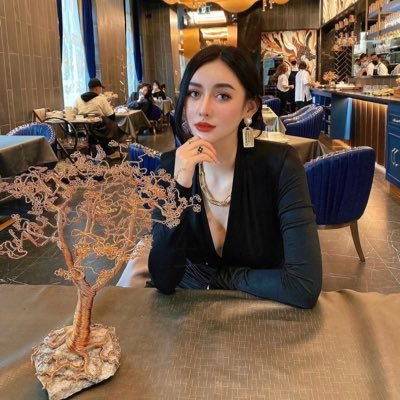 BroomesS24274's profile picture. I am a well-known business.  I like making friends in America.  Because friends are one of my most precious wealth.