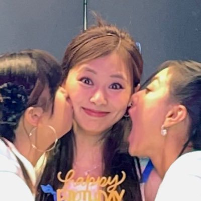TW立志留學兒童✈️ 鎖推是為了不要讓奇怪帳號追蹤🥹ONCE since2017May/Buddies since 2024March 多日常廢文、政治、按讚轉推還有深陷一堆美麗帥氣可愛的人aka 博愛一堆偶像一堆團體一堆演員一堆聲優的追星女🫶🏻無腦藍白、共產小粉紅、找架吵的、肉帳、詐騙帳請滾