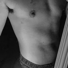 max1t0000's profile picture. Baby suave