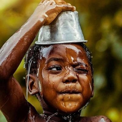 BettCaleez's profile picture. 💫Person becomes a person only through other people •✨