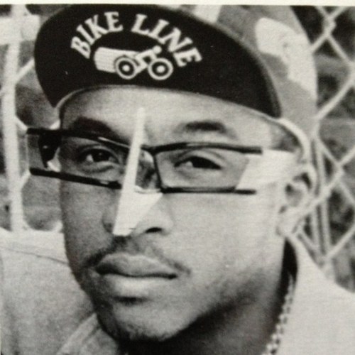 kingedai1119023's profile picture. アイドルとアナログレコードを愛してやまないアラサー男子です。