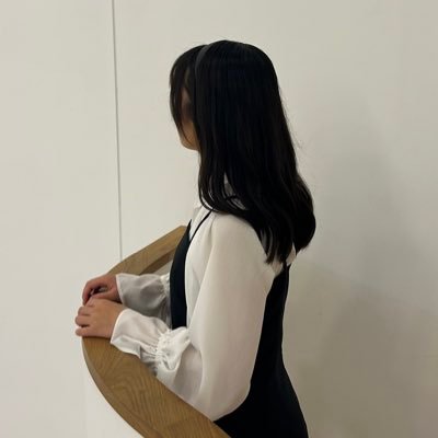 20歳 /webスクールでデザインやsnsの運用を学習後webデザイナーとして活動中/ sns運用/食べること、音楽聴くことが好き♪/