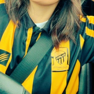 الاتحاد وبس ...🖤💛 هوايتي عمل تصاميم الصور والمونتاج