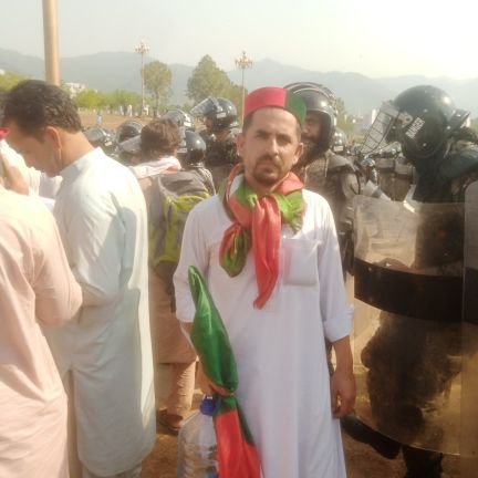 iklover65383098's profile picture. Imran khan.   absolutely not