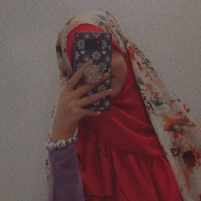 nafiseKouhiii's profile picture. 🍇علی حق است و حق علی🍇