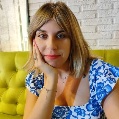 Periodista 
✖️Born in Asturias ✖️Living in Huelva