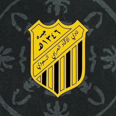 @ittihad وغرستُ حُبّك في الفؤادِ وكلّما مضت السنينُ أراهُ دوماً يُزهِرُ💛🖤
