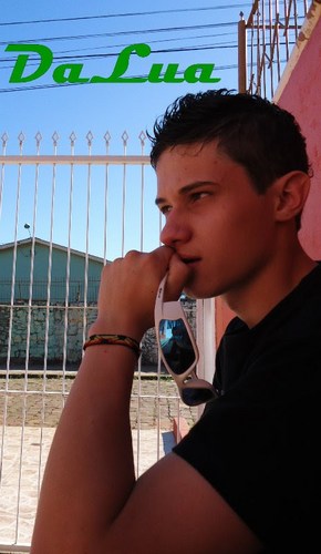 luanecker_'s profile picture. Tecnologia da Informação