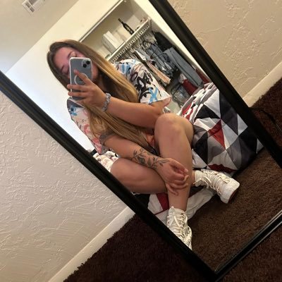 AriD0712's profile picture. 