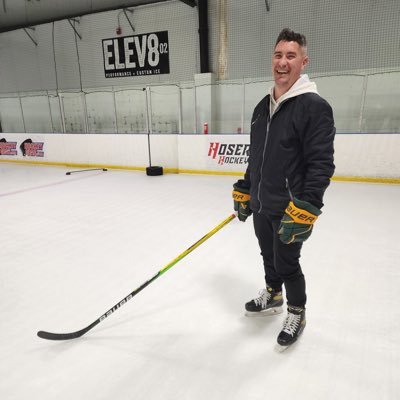 i_REO3's profile picture. Hockey Trainer