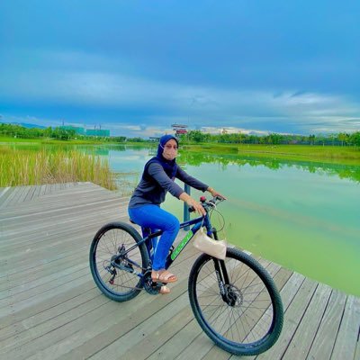 ciksyazira_az's profile picture. life must go on 😇 // im not here anymore 🥹