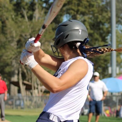 Chloe Krey 2025 / P & 1 / R batter / La Hotshots 16U #7 / Mount Carmel Academy #7 c147rae@gmail.com