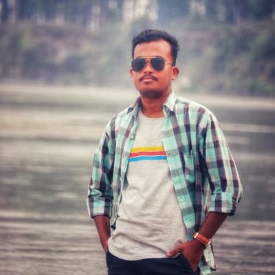 yoursMainak's profile picture. Student of Marxism🚩 ।।Soldier of Students' Federation of India(SFI) 🚩🏳 ।। Long Live Revolution❤✊