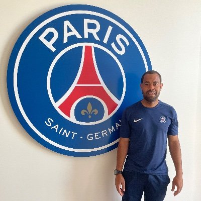 Technical Director Paris Saint-Germain Academy England & Wales / ERA Sports Education

📍@LordGreyAcademy 
⚽️ PSG Sixth Form