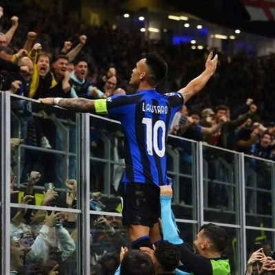 Tifoso della prima squadra di Milano
🖤💙,
@matthew_privv