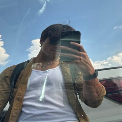 zaizelau's profile picture. 23, LoL n such