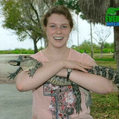 Irish_Lady2's profile picture. Jesus ✝️Family❤️ Patriotism🇺🇸 Veteran, College Graduate, and MAGA. 
Save The USA From: Woke Ideology!  🚫Porn/Half Dressed🚫DM's🚫Dating🚫Sales Soliciting!