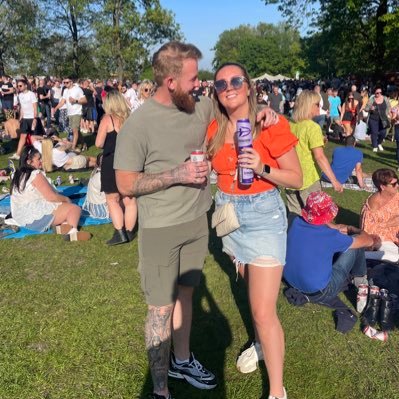 Deminims's profile picture. Instagram📸demihallidayx ✌🏼&💜