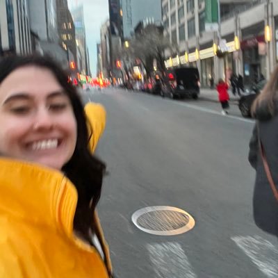PaigePecoraro's profile picture. it’s all happening✨