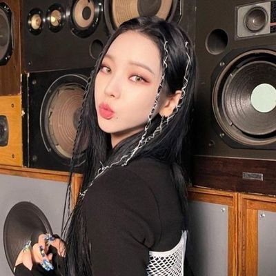 yejiville's profile picture. 