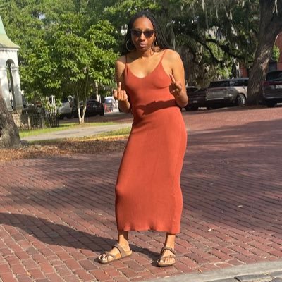 BrandI GrAy FOREVER FRANK 💚#ECSU Alumna 👩🏾🎓❤️💙