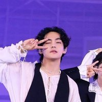 thv (@onlyarmy2311) 's Twitter Profile