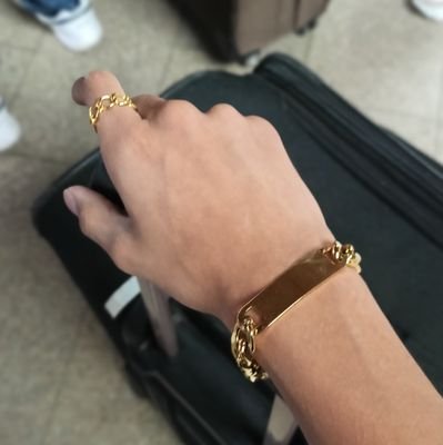 Elvis_t10's profile picture. .