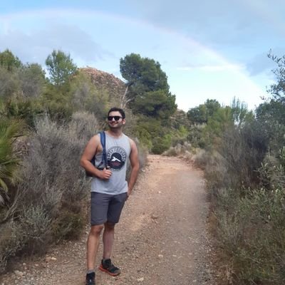 Historia y Patrimonio. UJI-UCO👨🎓
Quiero la playa bajo los adoquines
🏳🌈🌹