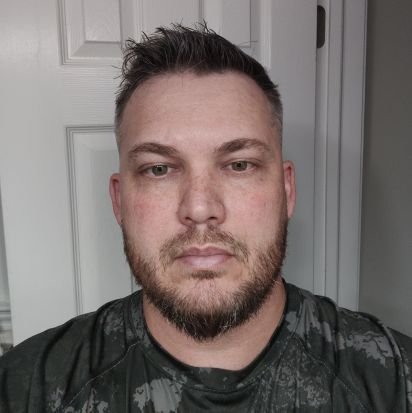 TheJeffCasey's profile picture. Just a 40 year old awesome electrician