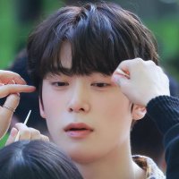 미롬 。◠‿◠。 (@_sopsixdi) 's Twitter Profile
