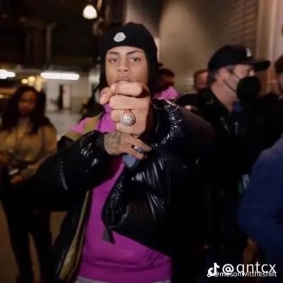 sheluvturtle25's profile picture.