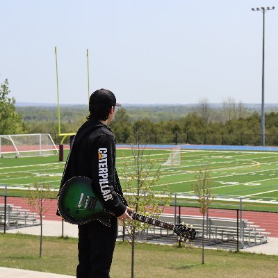 lennonsammy2's profile picture. HCSS/Gr.12