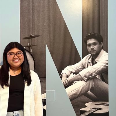 hopewegrowold's profile picture. “well here we are then!”