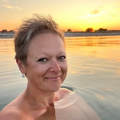 nude in water, #coldwatertherapy enthusiast, dipping every day , runner, married, mommy to 3, NO Snapchat, No DM ; Polish in Denmark;  IG @self_care_mission