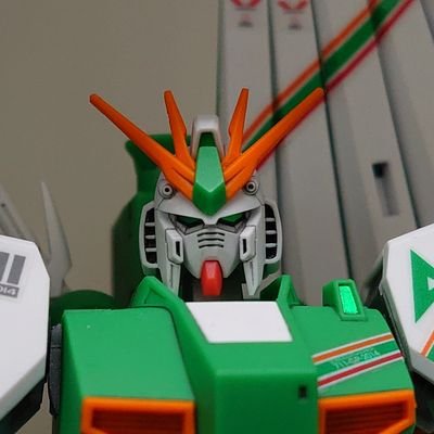 lamasan00's profile picture. ガンプラとかフィギュアとか
ほぼ部分塗装、簡単フィニッシュです。
無言フォロー失礼します。