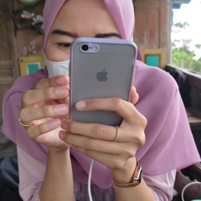 herlyda's profile picture. Akun marah marah dan sambat